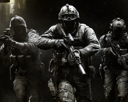 Three armed soldiers in tactical gear advance together with rifles, in Modern Warfare artwork