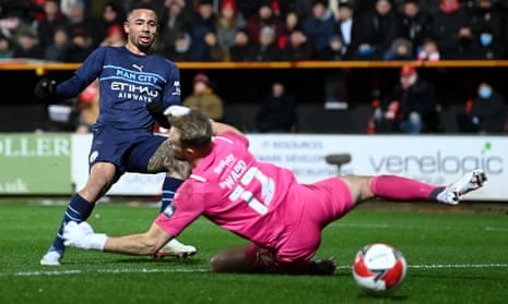 Gift for Jesus: Gabriel Jesus makes Swindon Town pay for their mistake.