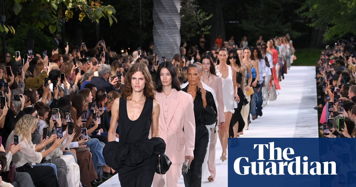 Stella McCartney uses Paris show to highlight ocean protection and wool alternatives