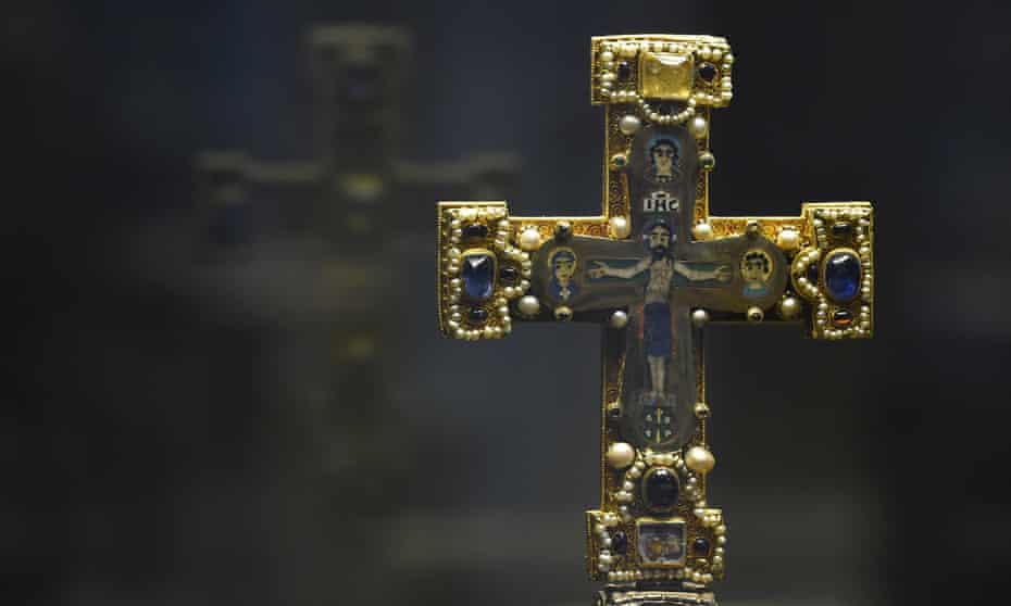 A cross from the Guelph Treasure.