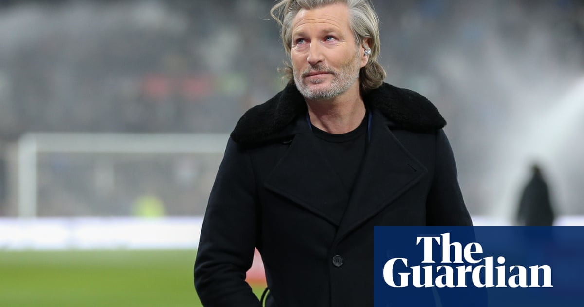 Robbie Savage to join Macclesfield board after Smethurst buys club
