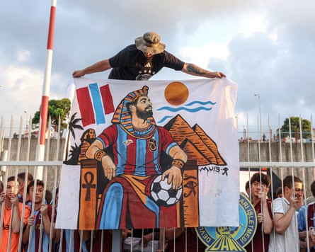 Trabzonspor supporters unveil a banner celebrating Mohamed Salah.