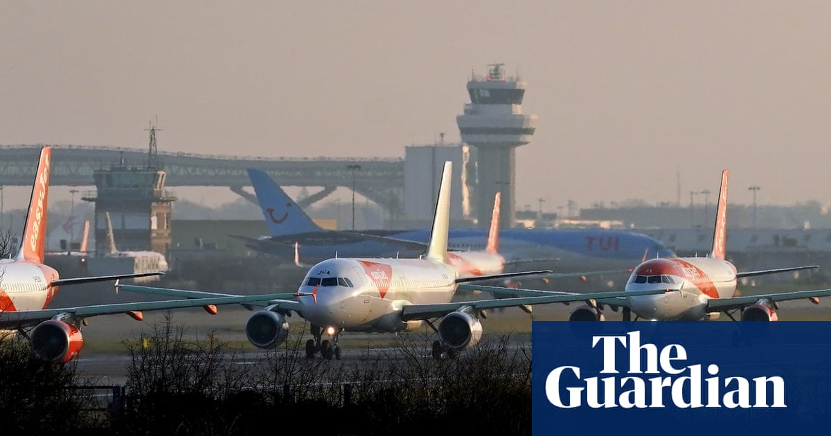 Expanding Gatwick as well as Heathrow would benefit consumers, says CAA | Gatwick airport Expanding Gatwick as well as Heathrow would benefit consumers, says CAA | Gatwick airport
