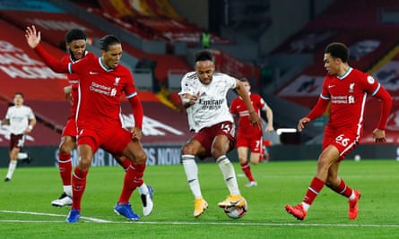 Liverpool’s defenders put pressure on Pierre-Emerick Aubameyang.