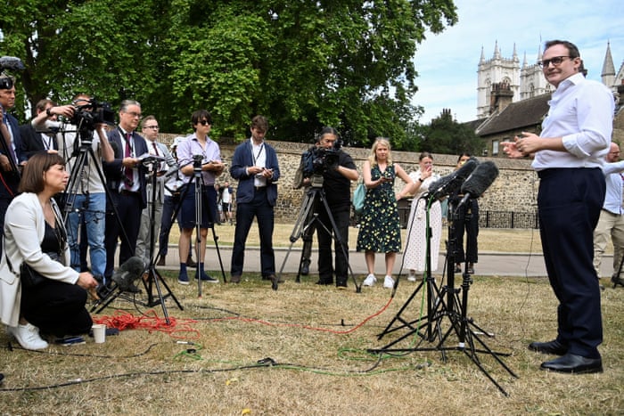 Tom Tugendhat speaking to journalists this morning.