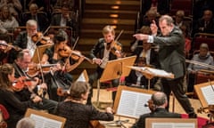 François-Xavier Roth conducts Gürzenich-Orchester Köln