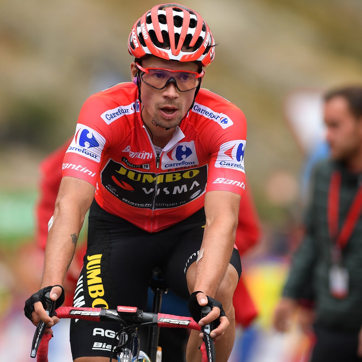 Geneeskunde Wolk Monnik Vuelta a España: Primoz Roglic set to triumph after retaining red jersey |  Vuelta a España | The Guardian