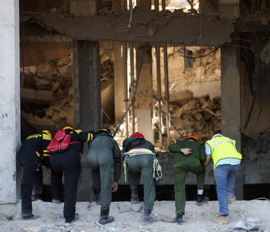 Rescue workers at Hotel Saratoga in Havana.