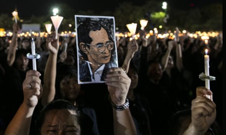 Tens of thousands of mourners in Bangkok pay tribute to Thailand’s King Bhumibol Adulyadej.