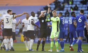 The referee rules out Fernandinho’s goal and Kasper Schmeichel applauds