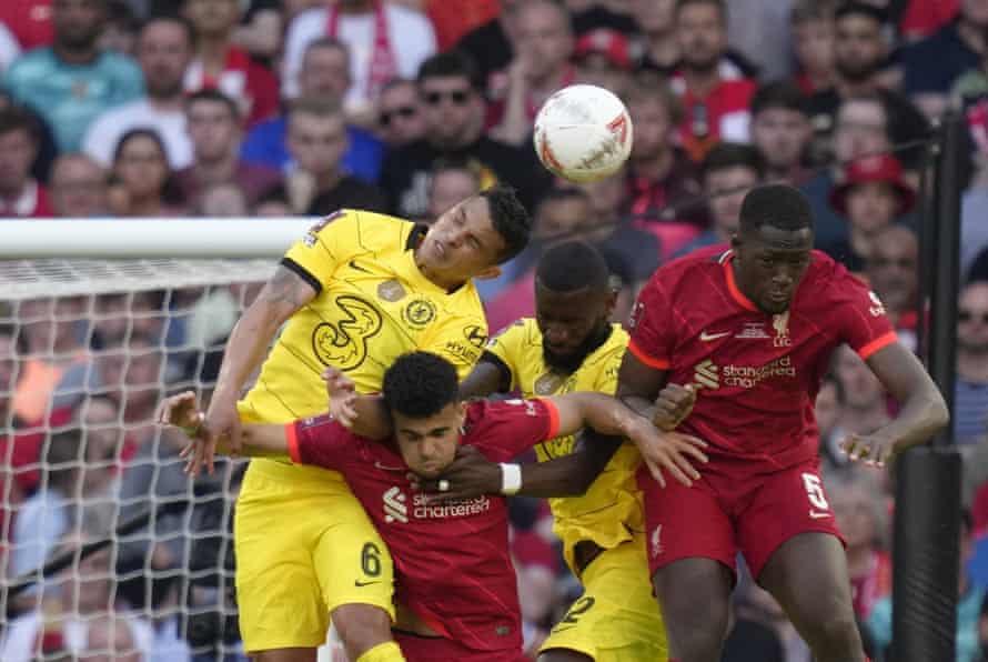 Thels Silva (left) of Chelsea jumps for the ball with Luis Diaz of Liverpool (second from left), Antonio Rudiger of Chelsea (second right) and Ibrahim Konate of Liverpool.