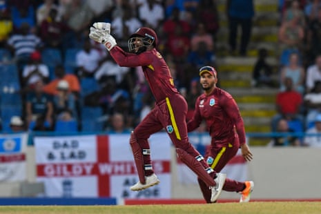 Shai Hope takes the catch to dismiss Ben Duckett.