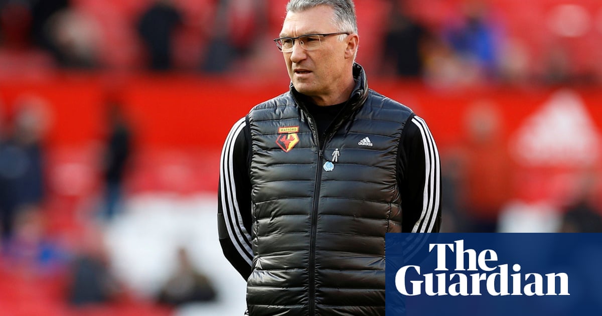 Nigel Pearson critica la "falta de liderazgo" de Boris Johnson sobre el coronavirus - video | Fútbol americano 1 Nigel Pearson critica la "falta de liderazgo" de Boris Johnson sobre el coronavirus - video | Fútbol americano 1