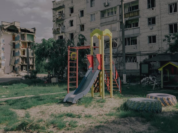 Many residential buildings in Bodoryanka were completely destroyed.