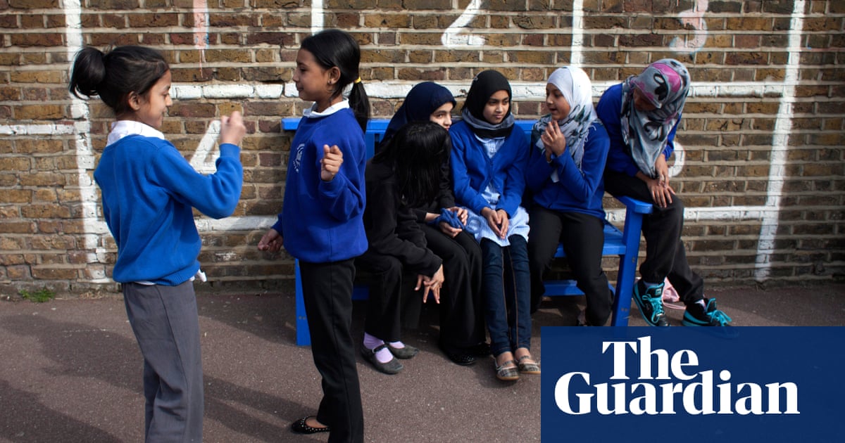 Ofsted chief accuses minority groups of 'entitlement' in hijab row