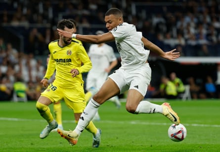 Kylian Mbappé in action for Real Madrid against Villarreal