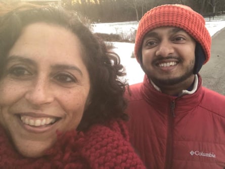 Aditya dan Isabel di Normal, Illinois.