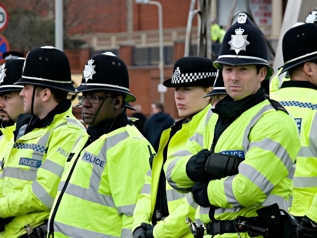 Labour backs positive discrimination to close racial gap in policing | Police | The Guardian