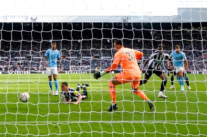 Newcastle United v Manchester City: Premier League – live! | Premier League 2 Newcastle are level!
