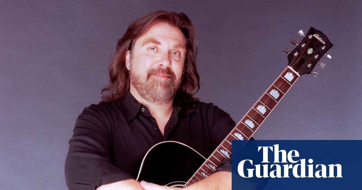 Dr Hook co-frontman Dennis Locorriere dies aged 76 Dr Hook co-frontman Dennis Locorriere dies aged 76