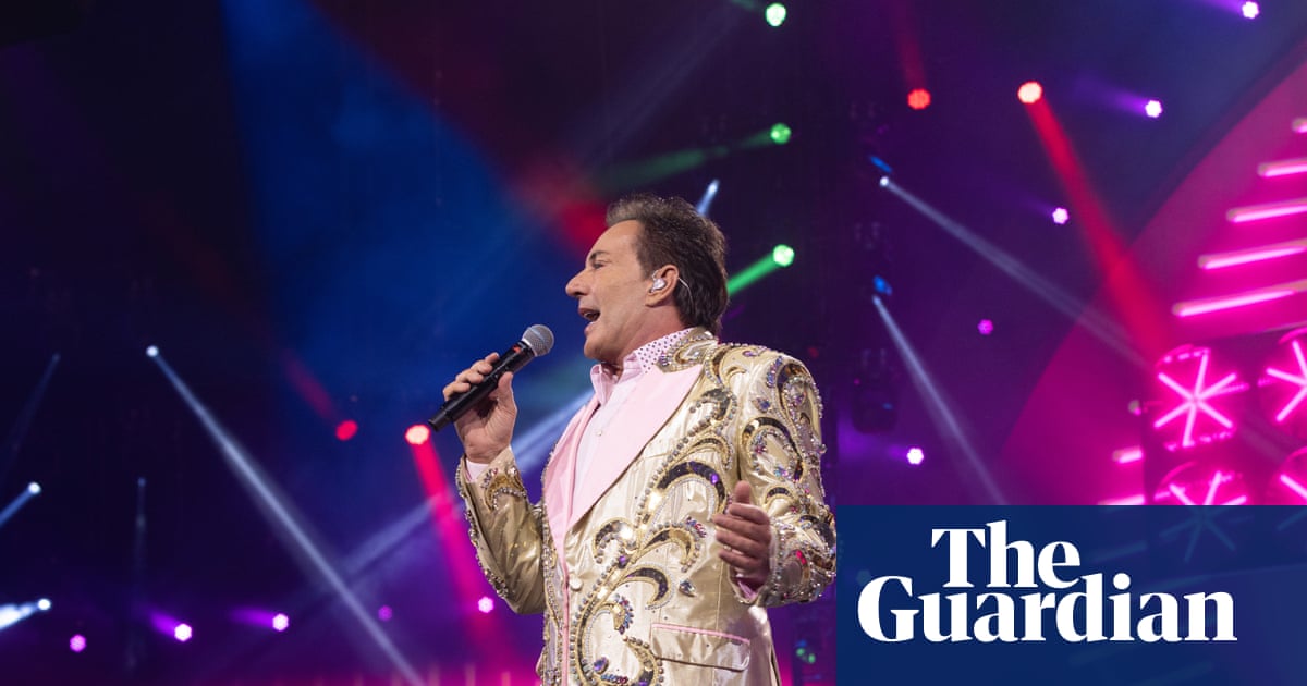 Songs about love, poverty and swimming in Bacardi lemon: Dutch ‘levenslied’ captures a new generation