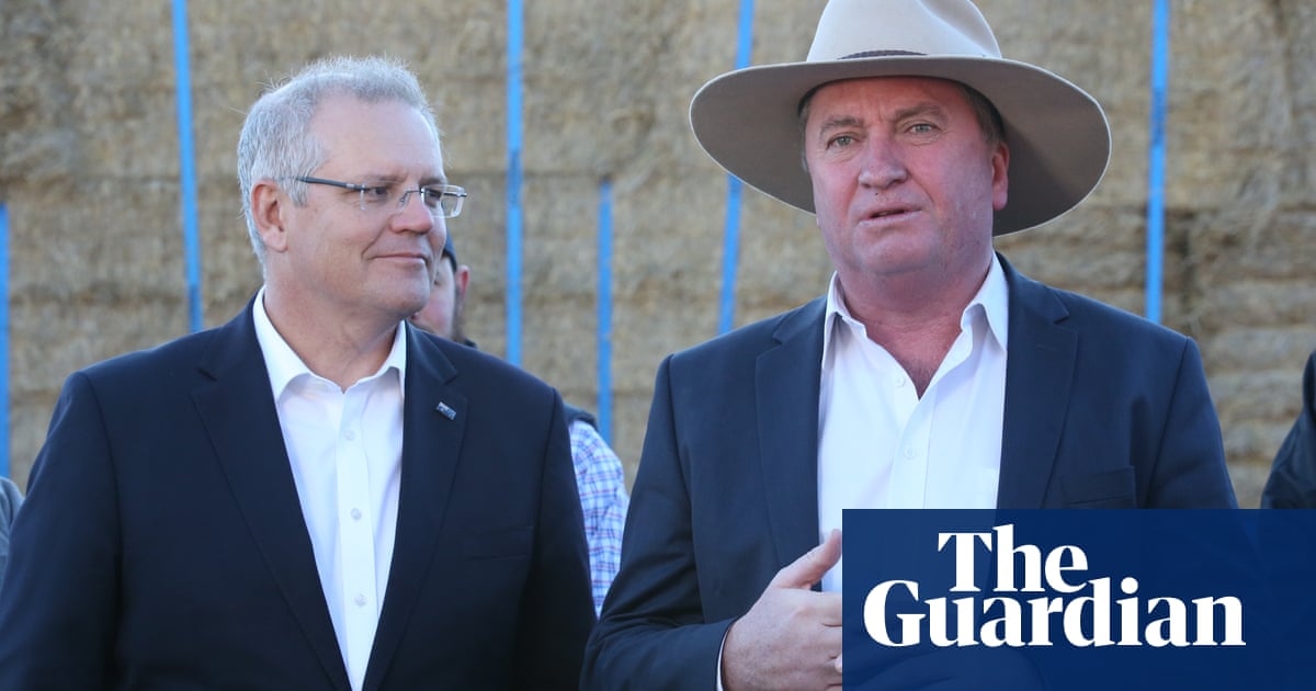 Barnaby Joyce’s drought envoy texts to Scott Morrison should be released, information watchdog rules