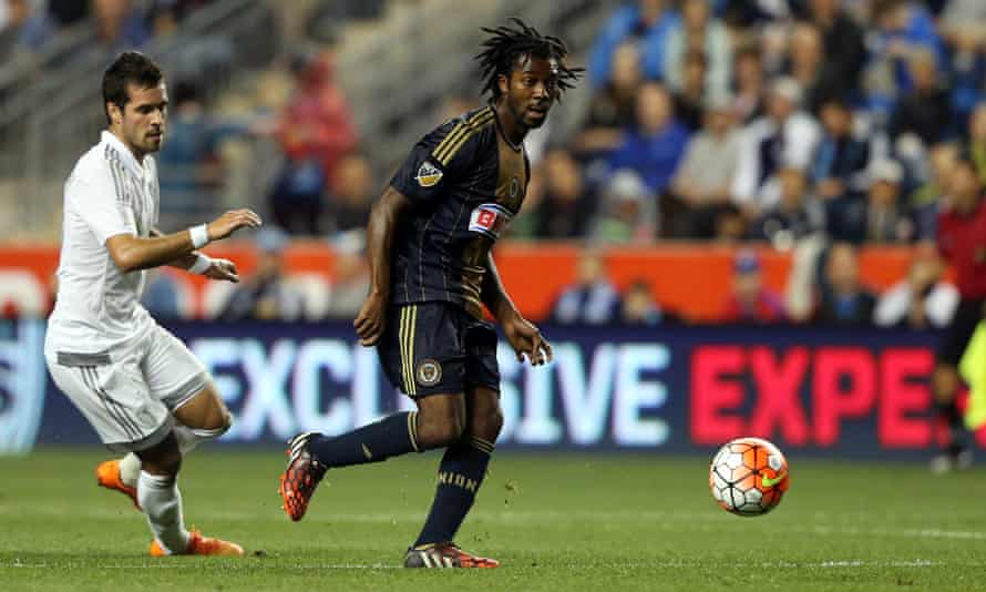Michael Lahoud takes on Benny Feilhaber in the US Open Cup final.