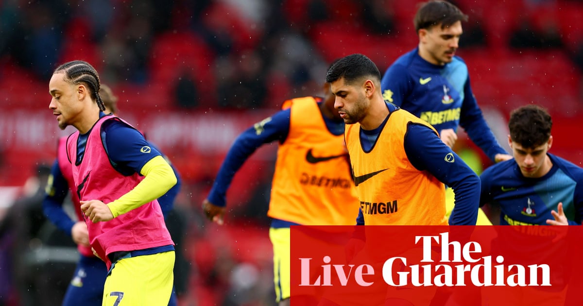 Manchester United v Tottenham Hotspur: Premier League – live