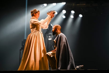 Jessica Baglow (Lady Macbeth) and Tachia Newall (Macbeth) at Leeds Playhouse. Photograph by Kirsten McTernan