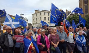 People's Vote backers rally in Edinburgh for say in final Brexit deal