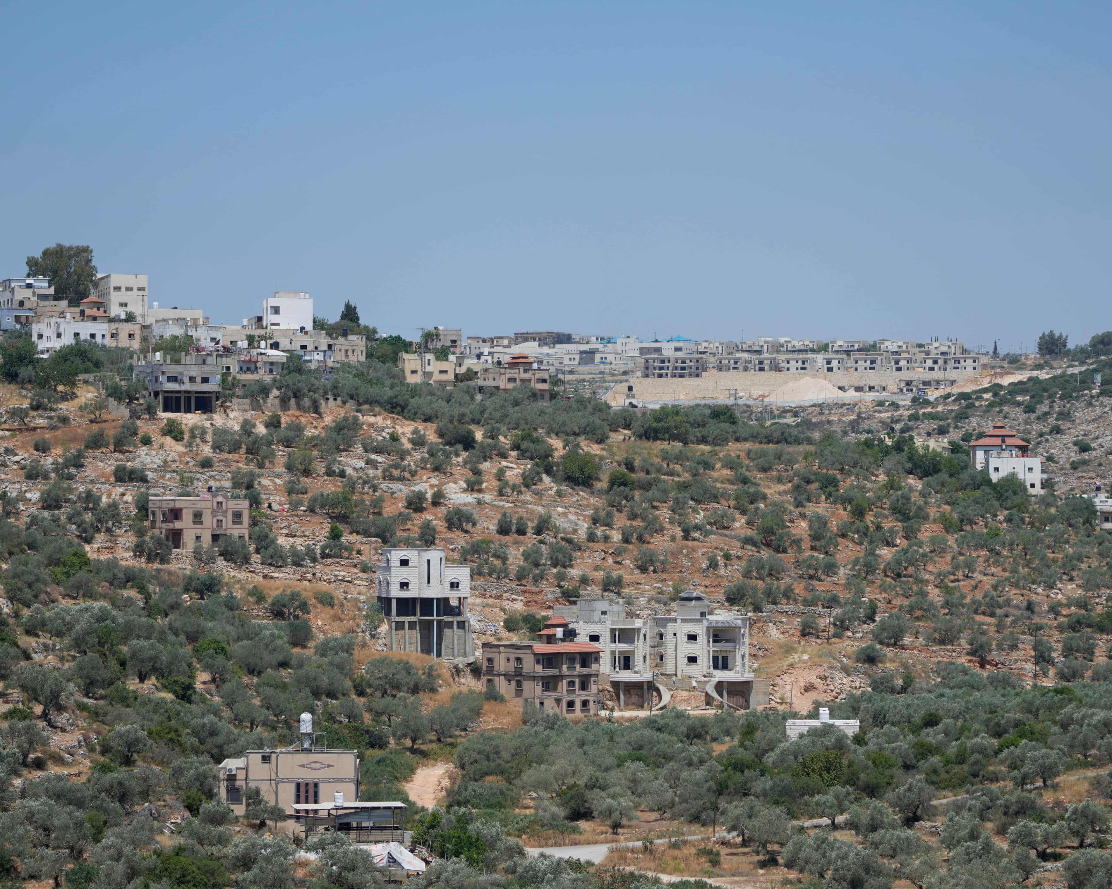 Israel confirms plans to create 22 new settlements in occupied West Bank (theguardian.com)