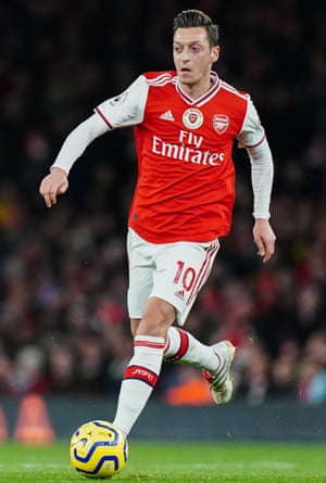 Arsenal midfielder Özil before his substitution in the game against Manchester City on 15 December.