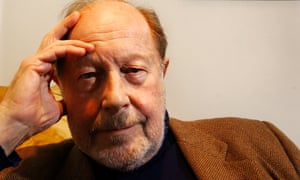 nicolas roeg director of don t look now and walkabout dies aged 90