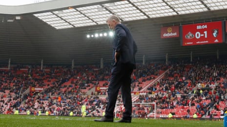 Sunderland dragged down by 'long, hard season', says David Moyes – video