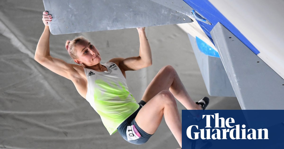 Tears Tension And Skill As Women S Sport Climbing Takes Olympic Bow Tokyo 2020 The Guardian - Climbing Wall Hand Holds Uk