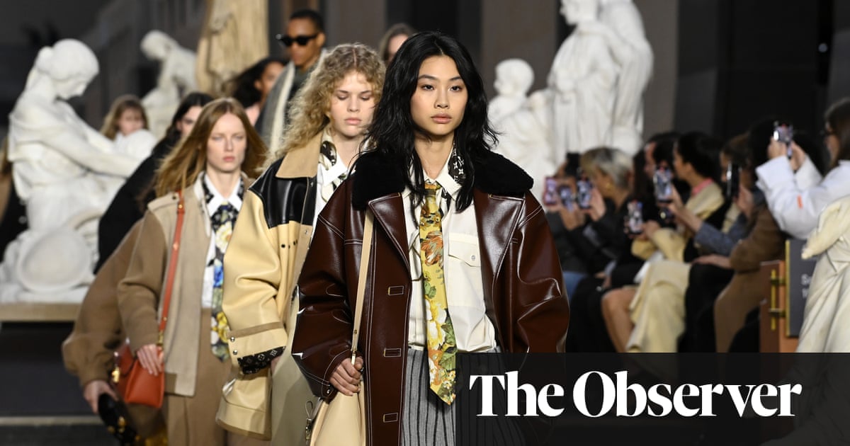 Paris Fashion Week Aw22: The Key Shows – In Pictures | Fashion | The  Guardian