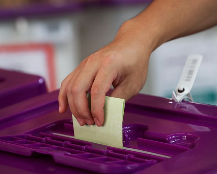 Australia news live: AEC told of harassment at 2025 election; power cut forces Victorian triple-zero operators to use pen and paper