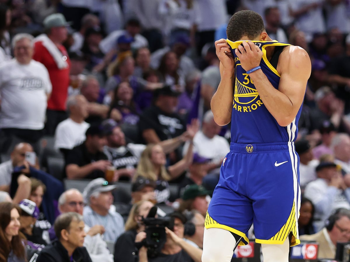 NBA play-in tournament: Warriors' season ended by Kings as Klay Thompson held scoreless | NBA | The Guardian