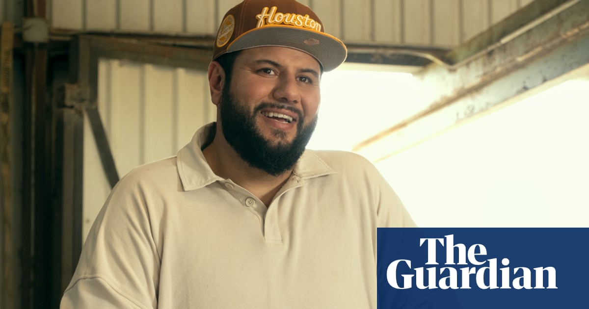 “No puedo manejar toda esta emoción”: Mo Amer sobre usar la comedia atrevida para redefinir la experiencia palestina | Comedia de televisión “No puedo manejar toda esta emoción”: Mo Amer sobre usar la comedia atrevida para redefinir la experiencia palestina | Comedia de televisión