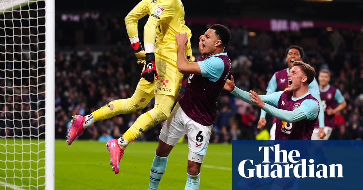 Newcastle step up pursuit of Burnley's 40m-rated goalkeeper James Trafford