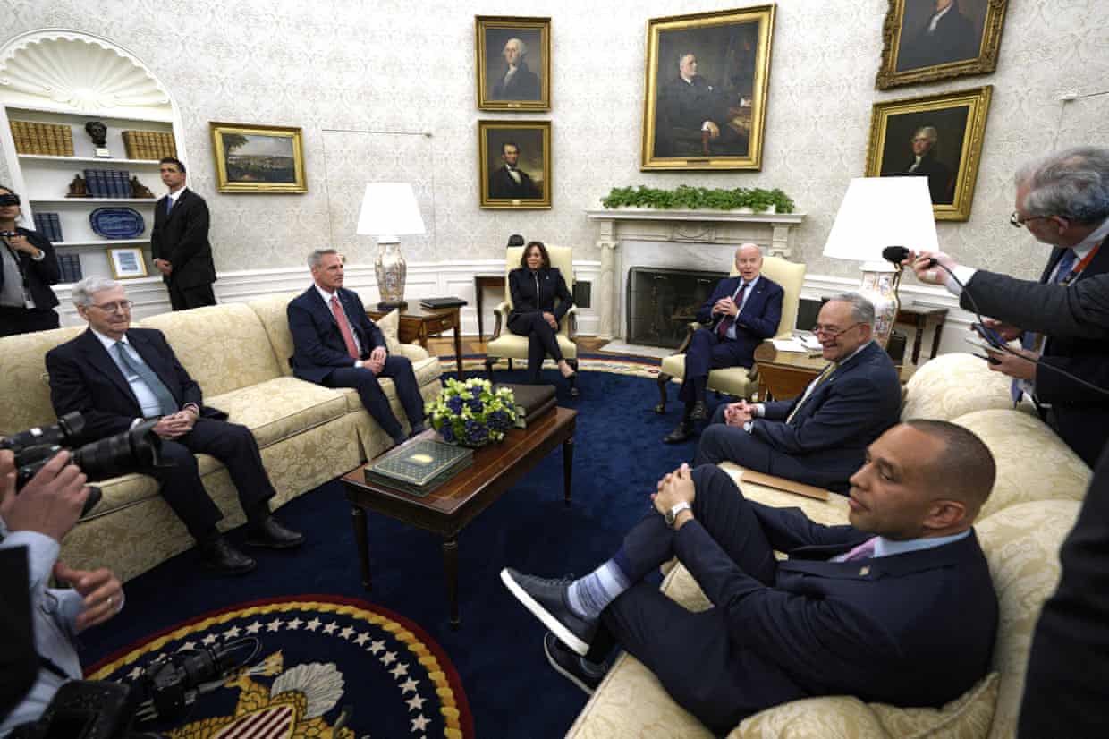 Biden with Congressional leaders