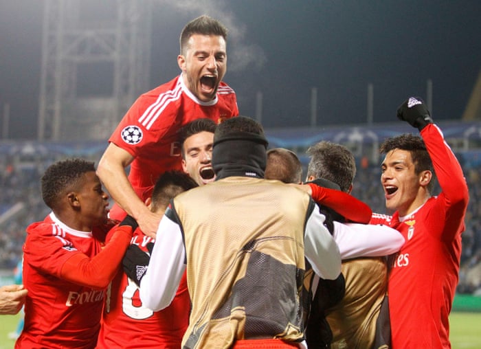 Benfica’s players celebrate.