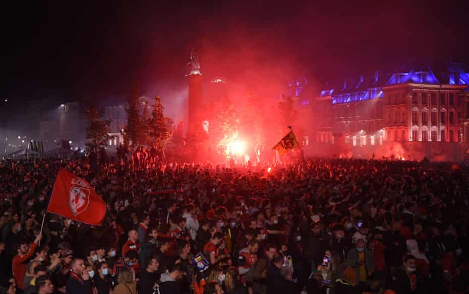 Lille hold their nerve to clinch their first Ligue 1 title for a decade | Ligue 1 2 The scene in Lille after the game.
