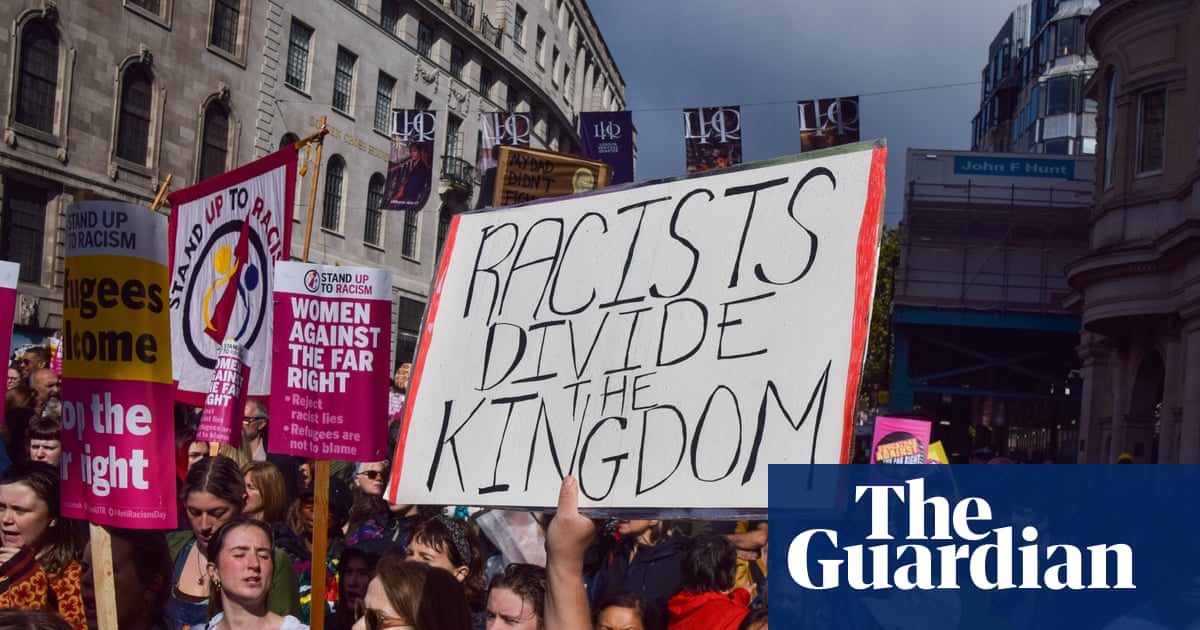 UK faces ‘fight of our times’ against toxic division shown in far-right rally, says Starmer
