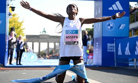 Tigist Assefa shatters women's marathon record in new £400 shoes | Marathon | The Guardian