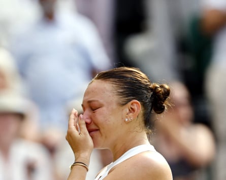 The tears flow as Amanda Anisimova wilts in the heat of a Centre Court final.