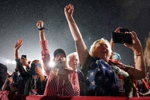 Supporters of U.S. President Donald Trump attend his campaign event at the Harrisburg International Airport in Middletown, Pennsylvania, U.S., September 26, 2020. REUTERS/Joshua Roberts TPX IMAGES OF THE DAY