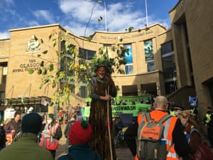 Cop26 live: world ‘heading for 1.9C of heating’, climate model projects 2 Extinction Rebellion protesters in Glasgow during Cop26