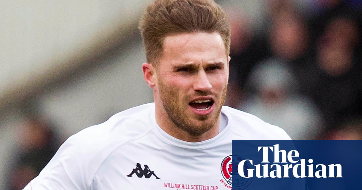 Women’s team cut ties with Raith Rovers over David Goodwillie signing