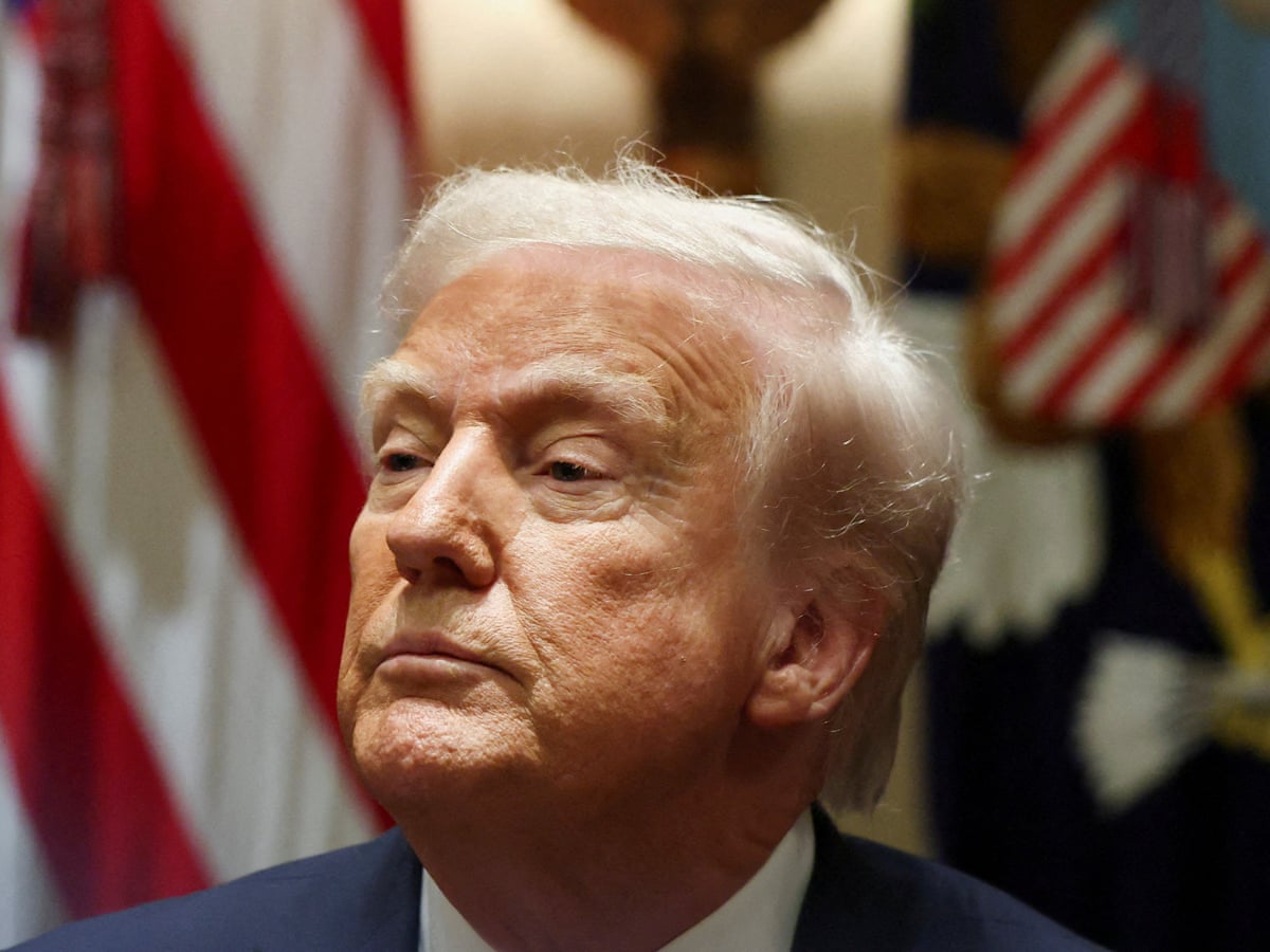 Contempt as Trump claims he can run for third term: 'This is what dictators do' | Donald Trump | The Guardian